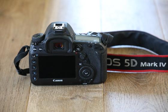  Canon eos 5D mark IV