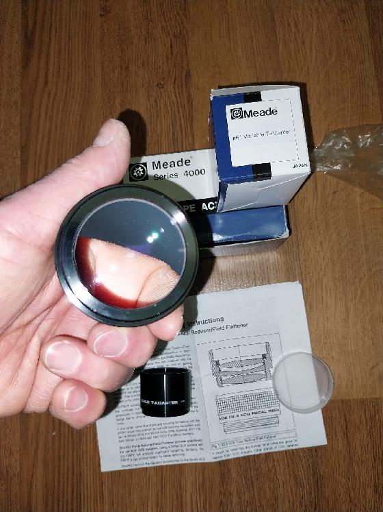 MEADE Réducteur de focale f/3.3 + adaptateurs (Rare)