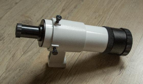 Chercheur 8 x 50
