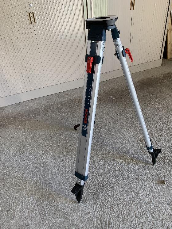 Trépied Bosch Pro