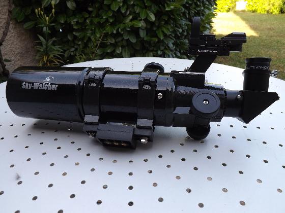 Lunette de voyage SKY WATCHER 80/400