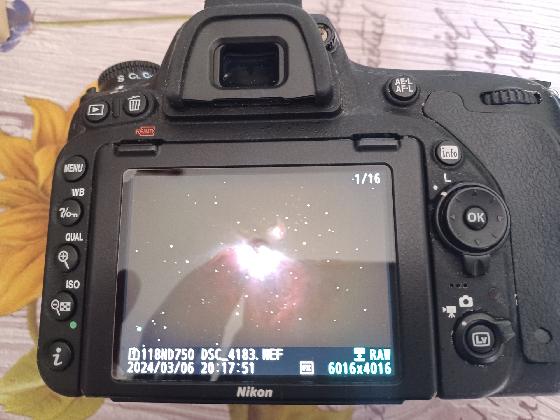 Nikon D750 défiltré + accessoires