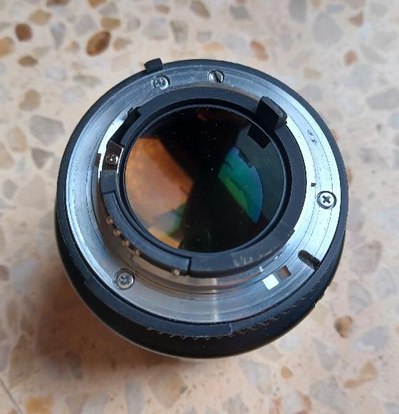 Objectif Nikkor 85 mm AFD 1.8