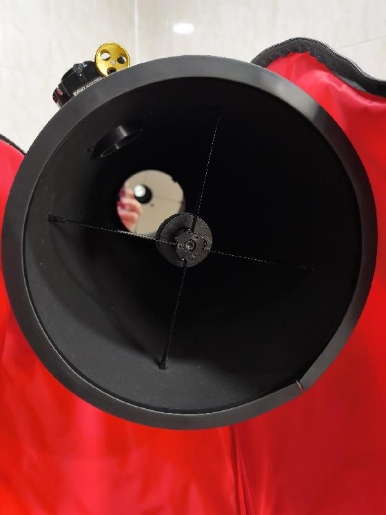 tube newtonien en fibre de carbone haut de gamme suivant :