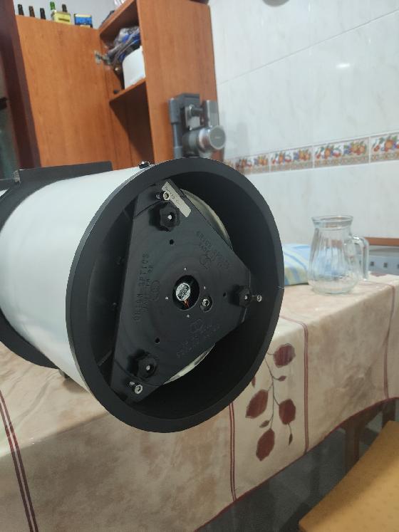 tube newtonien en fibre de carbone haut de gamme suivant :