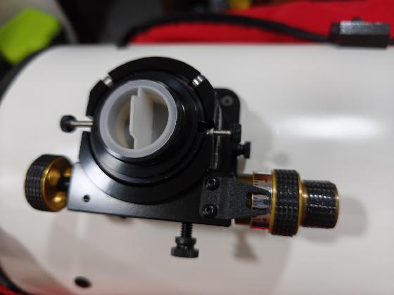 tube newtonien en fibre de carbone haut de gamme suivant :