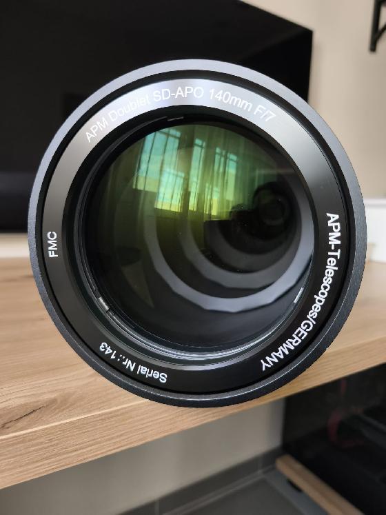 APM 140 F/7 SD Apo, 3'7" porte-oculaire