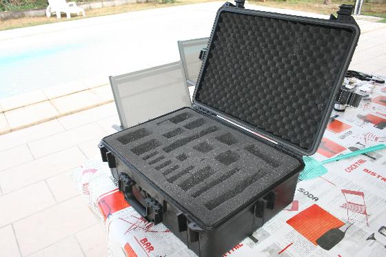 Valise étanche avec mousse