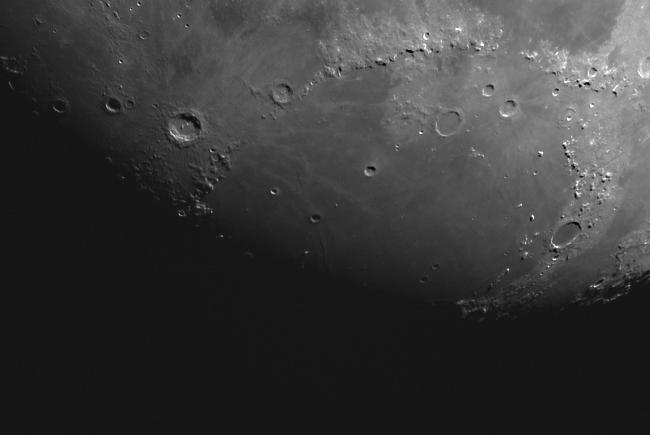 Lune zone Plato, les Alpes