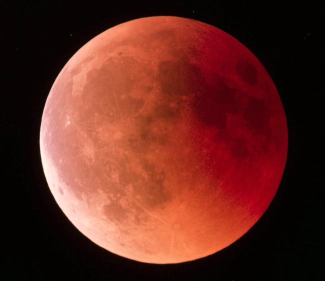 Eclipse de Lune 1  le 27/07/2018