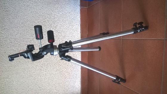 Vends jumelles astro Fujinon 16x70 + trépied à rotule 3D