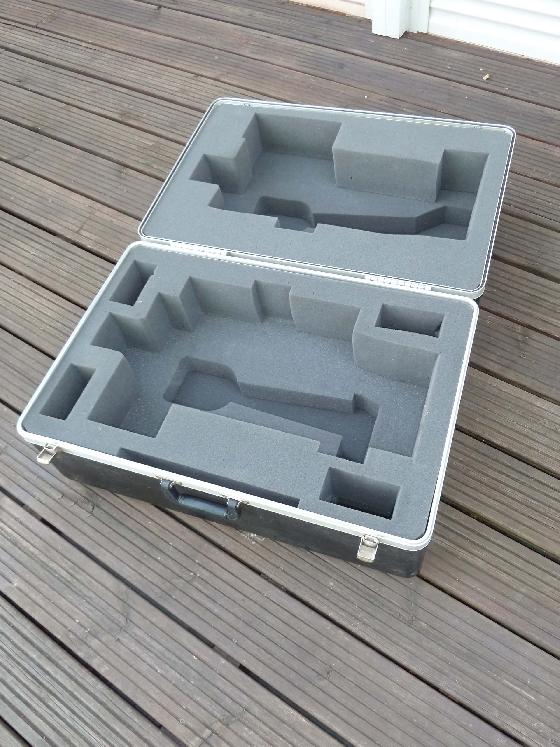 Télescope Célestron C8 - trépied et table équatoriale - nombreux accessoires