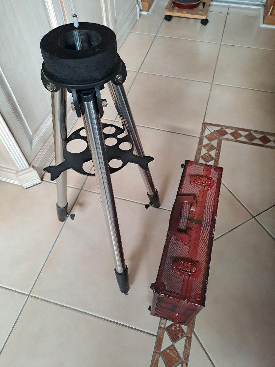 Monture équatoriale SKYWATCHER EQ3-2 trépied valise lunette Celestron 90mm focale 1000