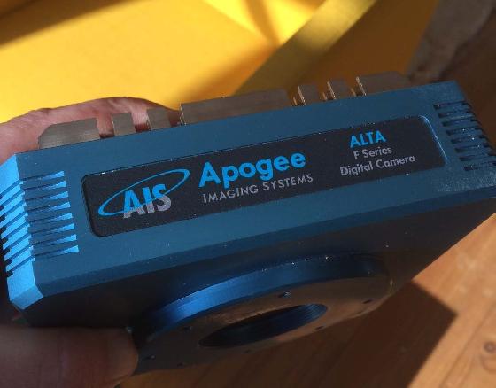  CCD Apogee Alta F8300 monochrome comme neuve (2016).  