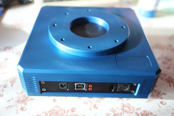 Apogee F8300 monochrome