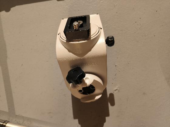 AZGTi / trepied Berlebach 300€