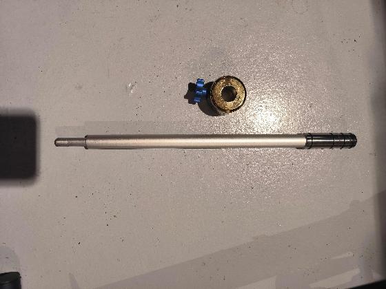 AZGTi / trepied Berlebach 300€