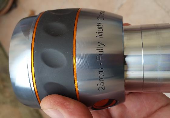 Oculaires CELESTRON LUMINOS Focale (19 - 23 mm) 82° Coulant 50.8 mm très bon état