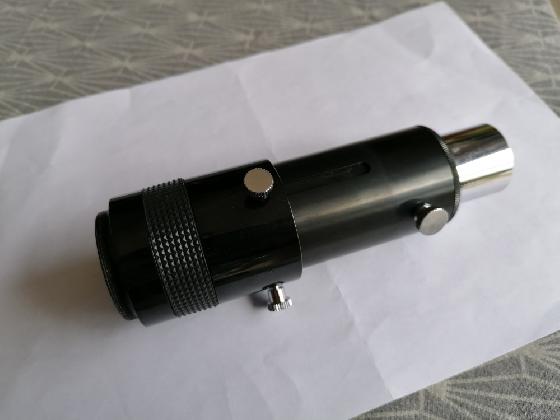 Adaptateur variable avec projection par oculaire avec T2