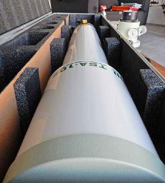 Takahashi TSA-102N + FTF3035B-A + Réducteur TOA35-RD 0,7X + Bague TILT Skymeca + Valise Skywatcher