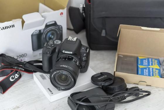 Canon EOS 200D + 18-55mm + 2 batteries + housse sous garantie