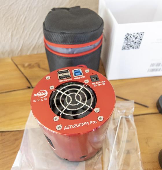 ZWO ASI2600MM PRO garantie 8 mois jamais utilisée état neuf