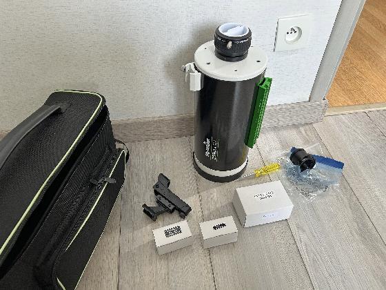 Tube optique Sky-Watcher Mak127 Black Diamond équipée Baader click Clock