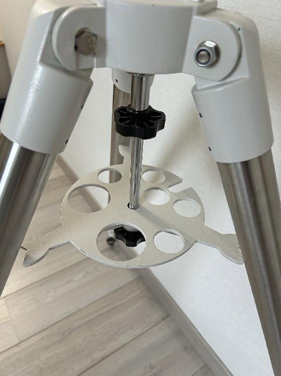 Trepied pour monture NEQ3.2, EQM-35, NEQ5, AZ-EQ5, HEQ5 en acier bon état