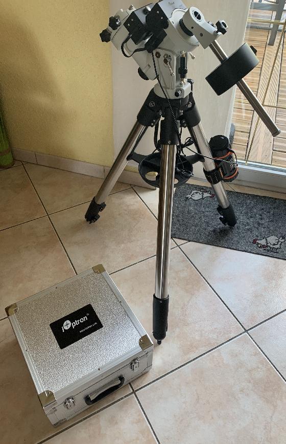  Monture iOptron CEM25P GoTo avec trépied LiteRoc et coffre de transport