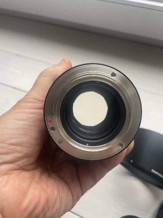 Objectif Samyang 135/F2