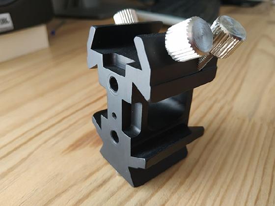 Support triple pour chercheur