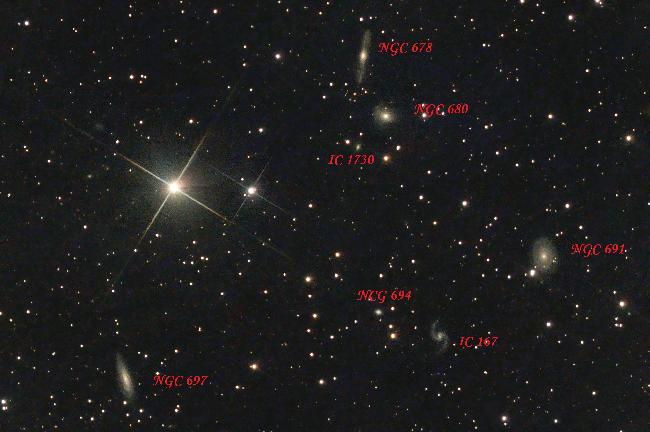 Un groupe galactique sur la tête du Bélier céleste (cropée et annotée)