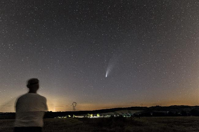 comète C2020 F3 NEOWISE
