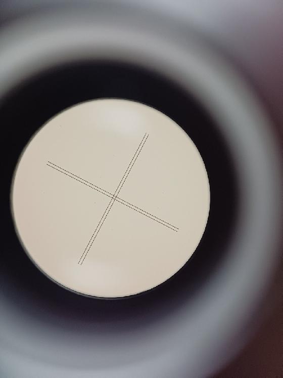chercheur réticulé éclairé Celestron 9x50