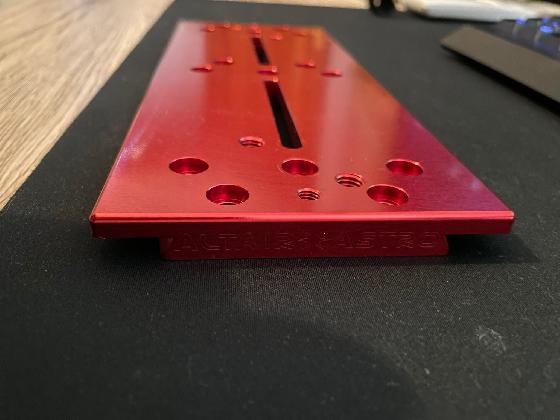 Queue d'aronde mâle losmandy 250mm rouge Altair Astro