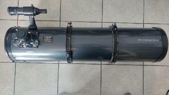Télescope Orion 203 mm