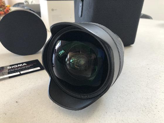 Objectif Sigma Art 14mm f/1.8 (aspirateur à photons) 