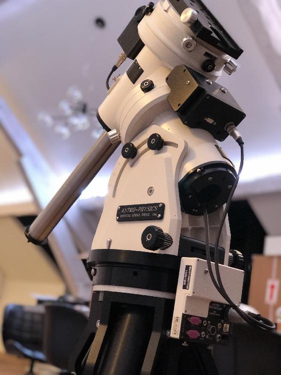 Astro Physics AP1100