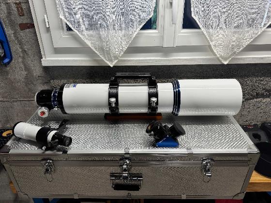 Lunette Astro MEADE 127 ED APO