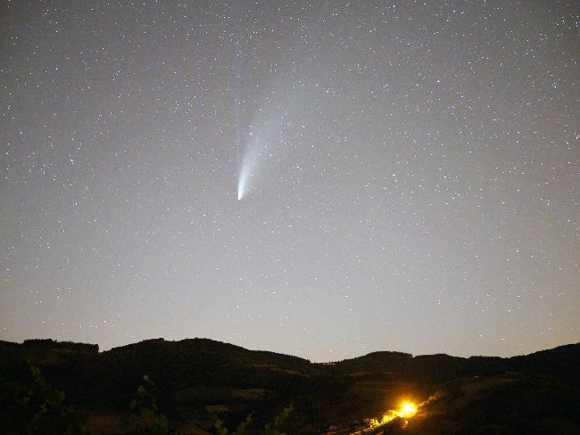 Neowise sur le Beaujolais