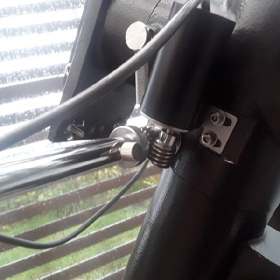 monture saturn + newton 150