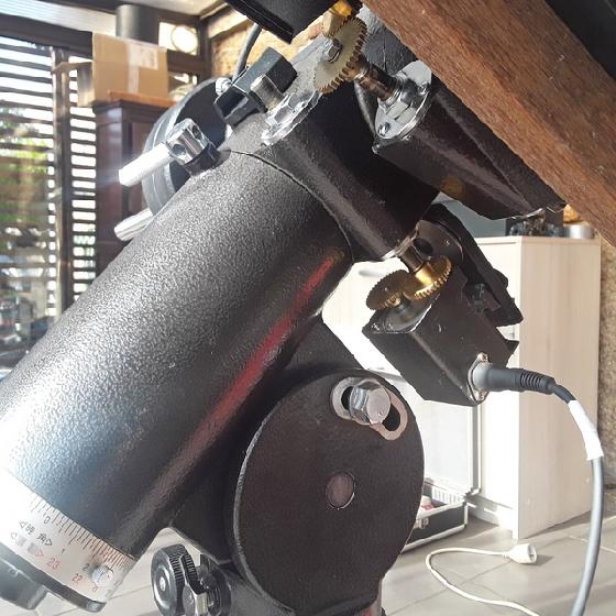 monture saturn + newton 150