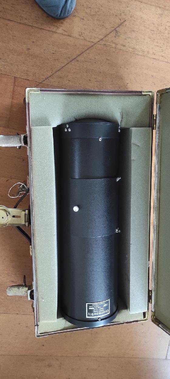 Chambre de schmidt Célestron 5.5" (139/225 F1.65)