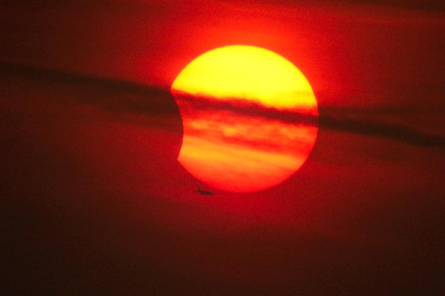 Eclipse soleil 31-05-2003