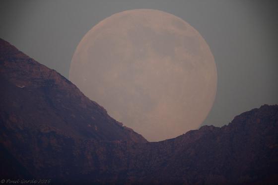 Ouuuuh qu'elle est grosse...§