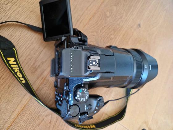 Nikon Coolpix P 1100