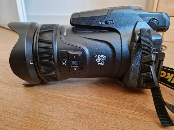 Nikon Coolpix P 1100