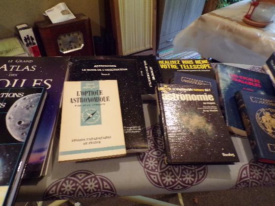 lot livres astronomie