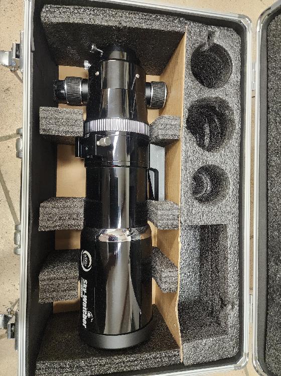 Lunette Skywatcher 80ED Equinox