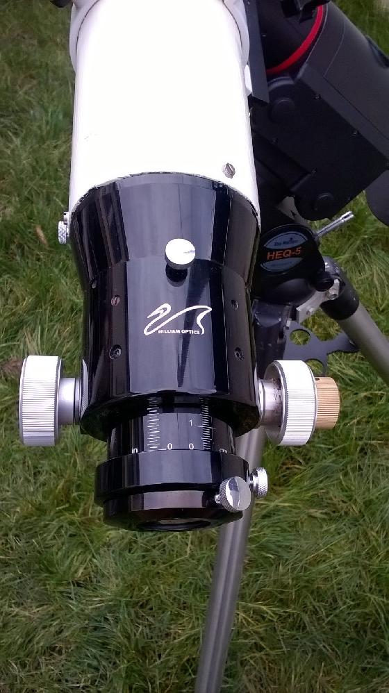 Lunette achromatique 102/1000 avec objectif Perl Vixen 